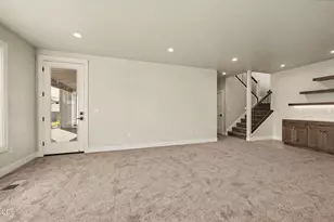 5615 Autumn Park Dr, Medford, OR 97504 - Photo 41