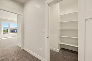 5615 Autumn Park Dr, Medford, OR 97504 - Photo 53