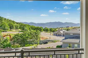 5615 Autumn Park Dr, Medford, OR 97504 - Photo 27