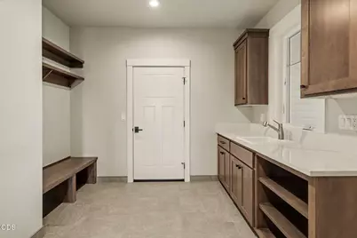 5615 Autumn Park Drive, Medford, OR 97504 - Photo 59