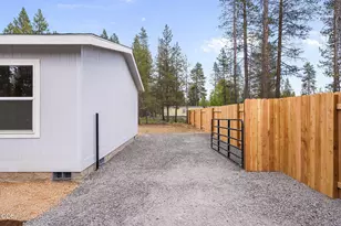52718 Oak Dr, La Pine, OR 97739 - Photo 5