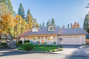 1025 Anglers Pl, Shady Cove, OR 97539 - Photo 1