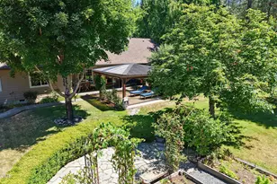 1025 Anglers Pl, Shady Cove, OR 97539 - Photo 39