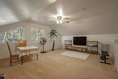 1025 Anglers Place, Shady Cove, OR 97539 - Photo 11