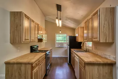 6530 Tolo Road, Central Point, OR 97502 - Photo 7