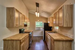 6530 Tolo Rd, Central Point, OR 97502 - Photo 7