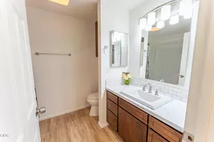 2025 Pine St, Florence, OR 97439 - Photo 17