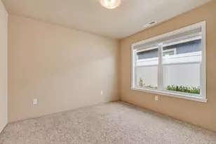 1922 Modena Ln, Medford, OR 97501 - Photo 19