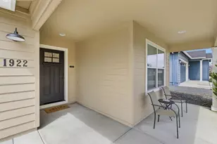 1922 Modena Ln, Medford, OR 97501 - Photo 3