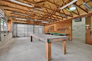 2204 Lampman Rd, Gold Hill, OR 97525 - Photo 45