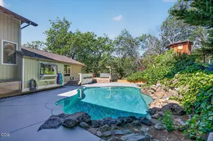 1748 NW Crescent Dr, Grants Pass, OR 97526 - Photo 35