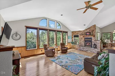 1748 NW Crescent Drive, Grants Pass, OR 97526 - Photo 11