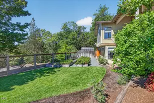 1748 NW Crescent Dr, Grants Pass, OR 97526 - Photo 67
