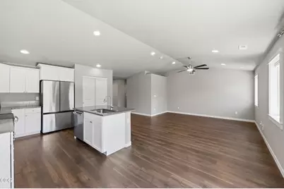 1785 W Williamson Avenue, Sisters, OR 97759 - Photo 13