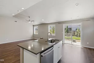 1785 W Williamson Ave, Sisters, OR 97759 - Photo 11