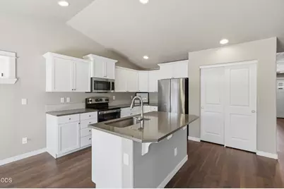 1785 W Williamson Avenue, Sisters, OR 97759 - Photo 9