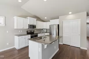1785 W Williamson Ave, Sisters, OR 97759 - Photo 9