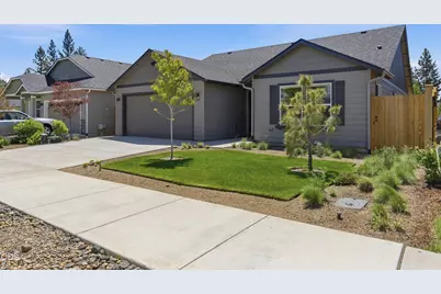 1785 W Williamson Avenue, Sisters, OR 97759 - Photo 3