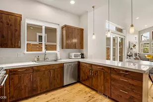 63378 NW Clearstone Dr, Bend, OR 97703 - Photo 15