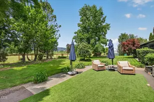 1760 Minear Rd, Medford, OR 97501 - Photo 41