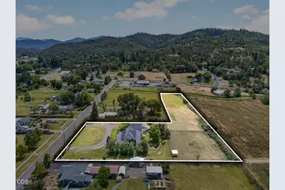 1760 Minear Road, Medford, OR 97501 - Photo 3