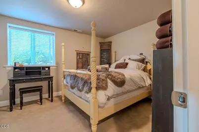 410 Lone Oak Drive, Medford, OR 97504 - Photo 21