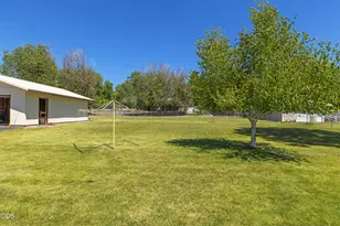 1803 Hope St, Klamath Falls, OR 97603 - Photo 31
