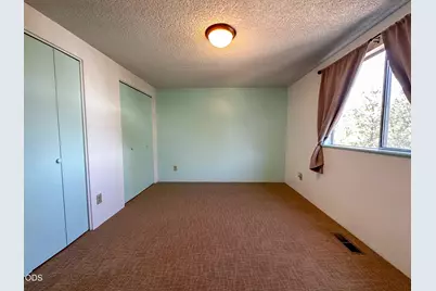 121 Lincoln Street, Klamath Falls, OR 97601 - Photo 7