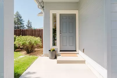 623 SE Glencoe Place, Bend, OR 97702 - Photo 5