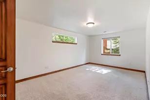 61192 SW Tall Timber Ct, Bend, OR 97702 - Photo 19