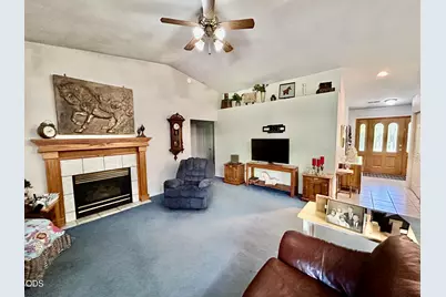 2075 SW Allen Creek Road, Grants Pass, OR 97527 - Photo 11