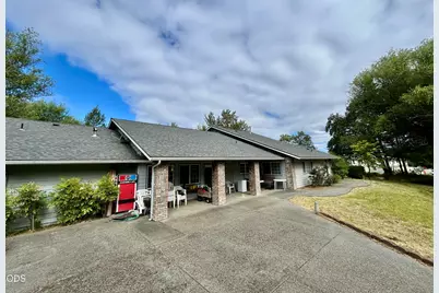 2075 SW Allen Creek Road, Grants Pass, OR 97527 - Photo 25