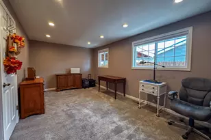 5482 Knightwood Dr, Klamath Falls, OR 97603 - Photo 35