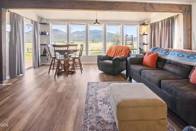 8270 Hill Road, Klamath Falls, OR 97603 - Photo 9