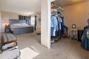 8270 Hill Rd, Klamath Falls, OR 97603 - Photo 15