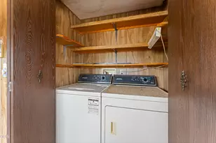 1241 Dowell Rd, Grants Pass, OR 97527 - Photo 11