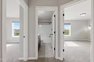 62719 Hawkview Road, Bend, OR 97701 - Photo 17