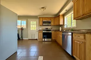 5253 Peggy Ave, Klamath Falls, OR 97601 - Photo 11
