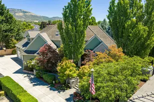 631 7th Fairway Dr, Medford, OR 97504 - Photo 71