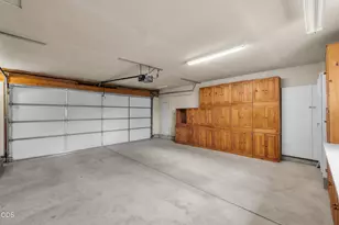 2583 NE Wintergreen Dr, Bend, OR 97701 - Photo 31