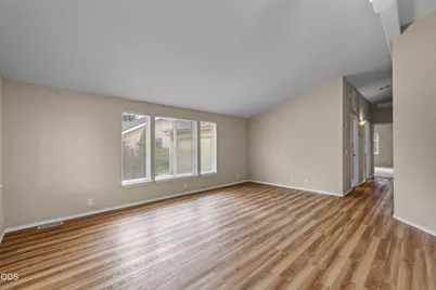 2583 NE Wintergreen Drive, Bend, OR 97701 - Photo 5