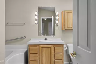 2583 NE Wintergreen Dr, Bend, OR 97701 - Photo 21