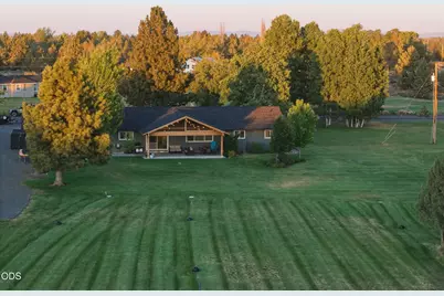 63235 Anika Lane, Bend, OR 97701 - Photo 3