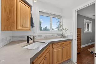 63235 Anika Ln, Bend, OR 97701 - Photo 23