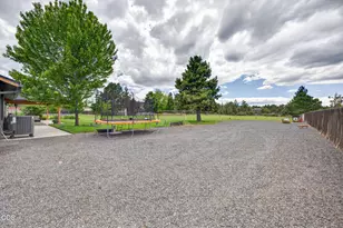 63235 Anika Ln, Bend, OR 97701 - Photo 55