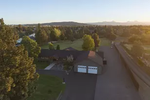 63235 Anika Ln, Bend, OR 97701 - Photo 57