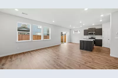 21733 SE Stromboli Lane SE, Bend, OR 97702 - Photo 5