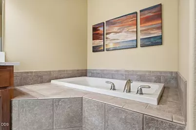 1354 Highland View Loop, Redmond, OR 97756 - Photo 27
