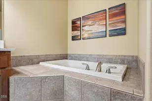 1354 Highland View Loop, Redmond, OR 97756 - Photo 27