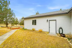 6678 SE Davis Loop, Prineville, OR 97754 - Photo 5